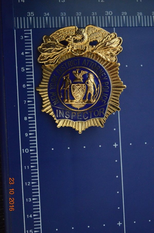 NEW YORK DISTRICT ATTORNEY POLICE INSPECTOR BADGE