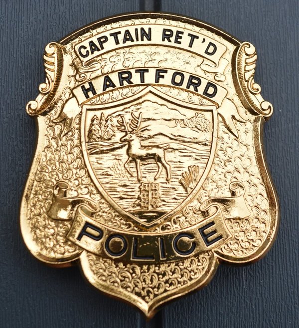 CAPTAIN HARTFORT POLICE BADGE