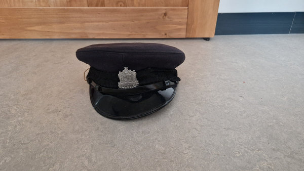 COMPLETE UNIFORM VANCOUVER POLICE CANADA